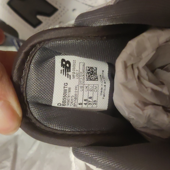 New Balance 550 Women Size 6.5 Men Size 5 White Shadow Grey - Picture 8 of 9